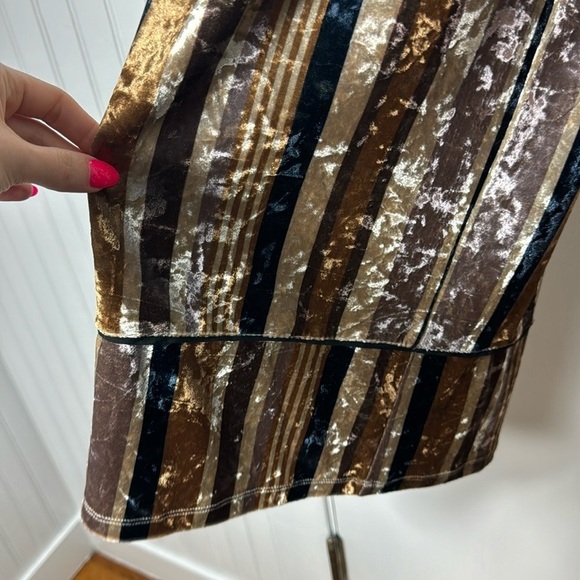 NWT Lulus Frou Frou Tan Multi Striped Velvet Cropped Wide-Leg Pants Large - Picture 4 of 12